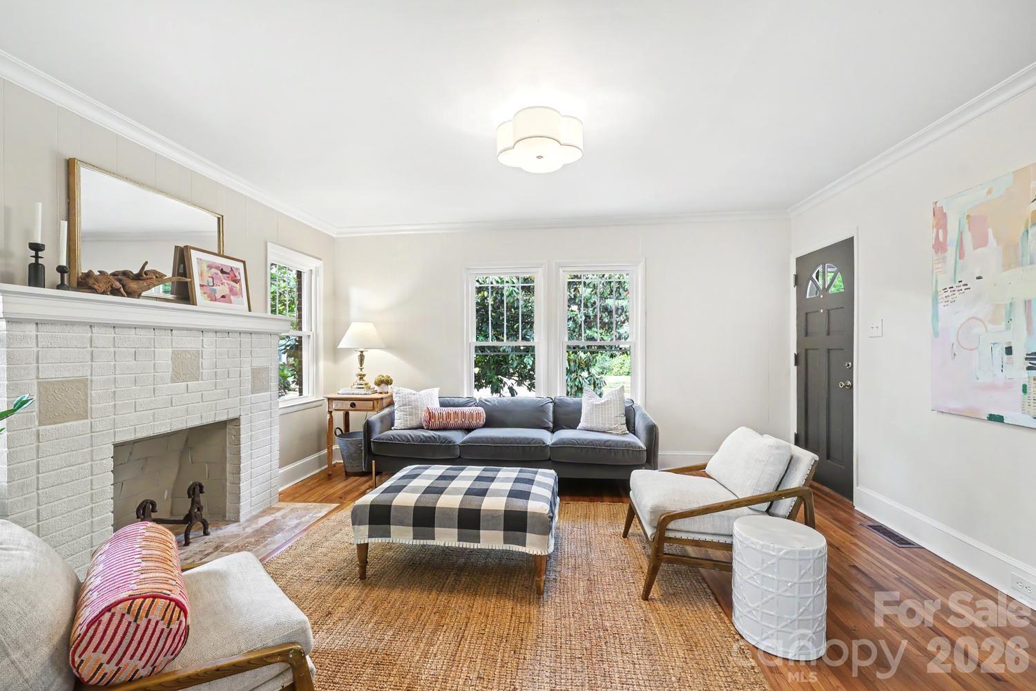 1012 E 35th Street Property Photo 4