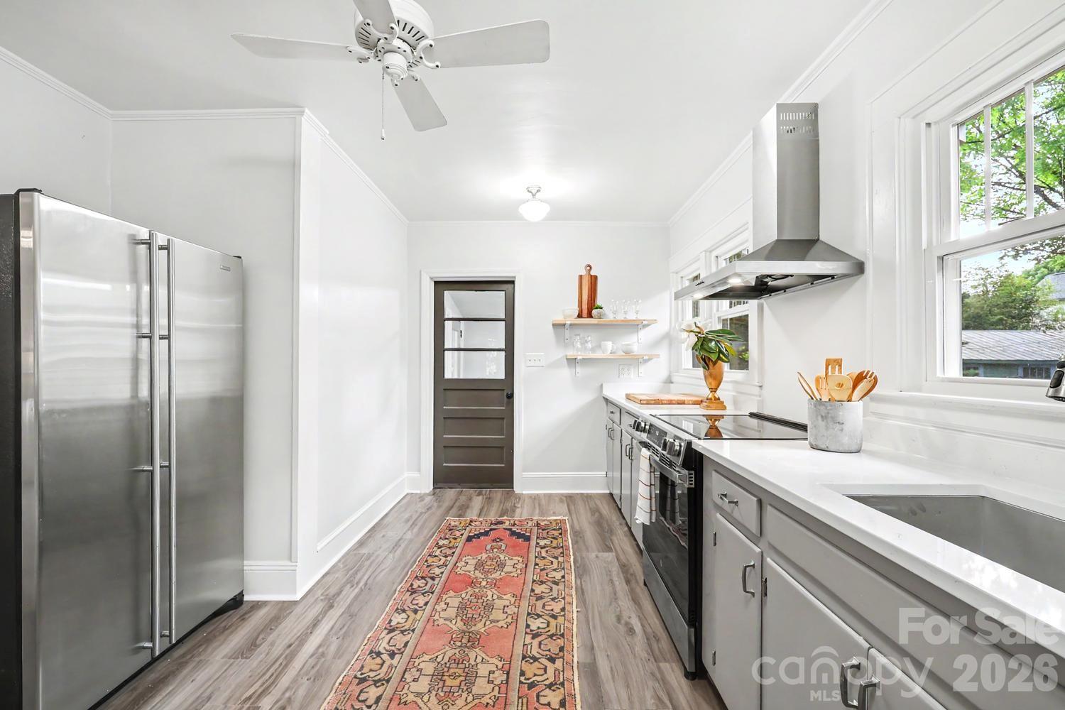 1012 E 35th Street Property Photo 14