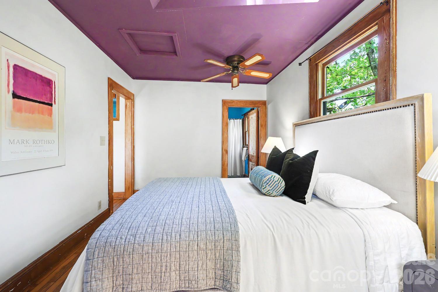 1012 E 35th Street Property Photo 39