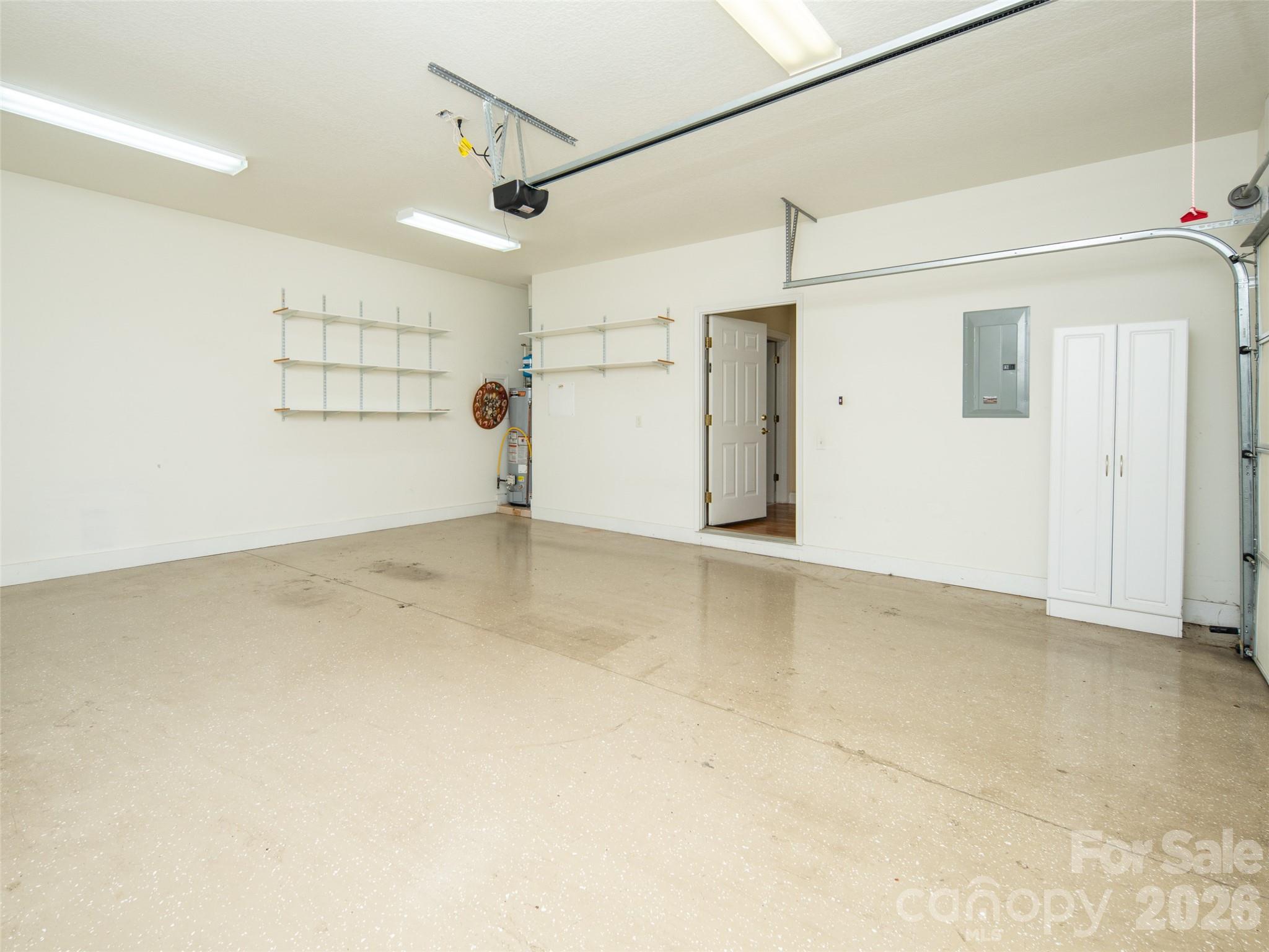 124 Towne Place Drive Property Photo 9