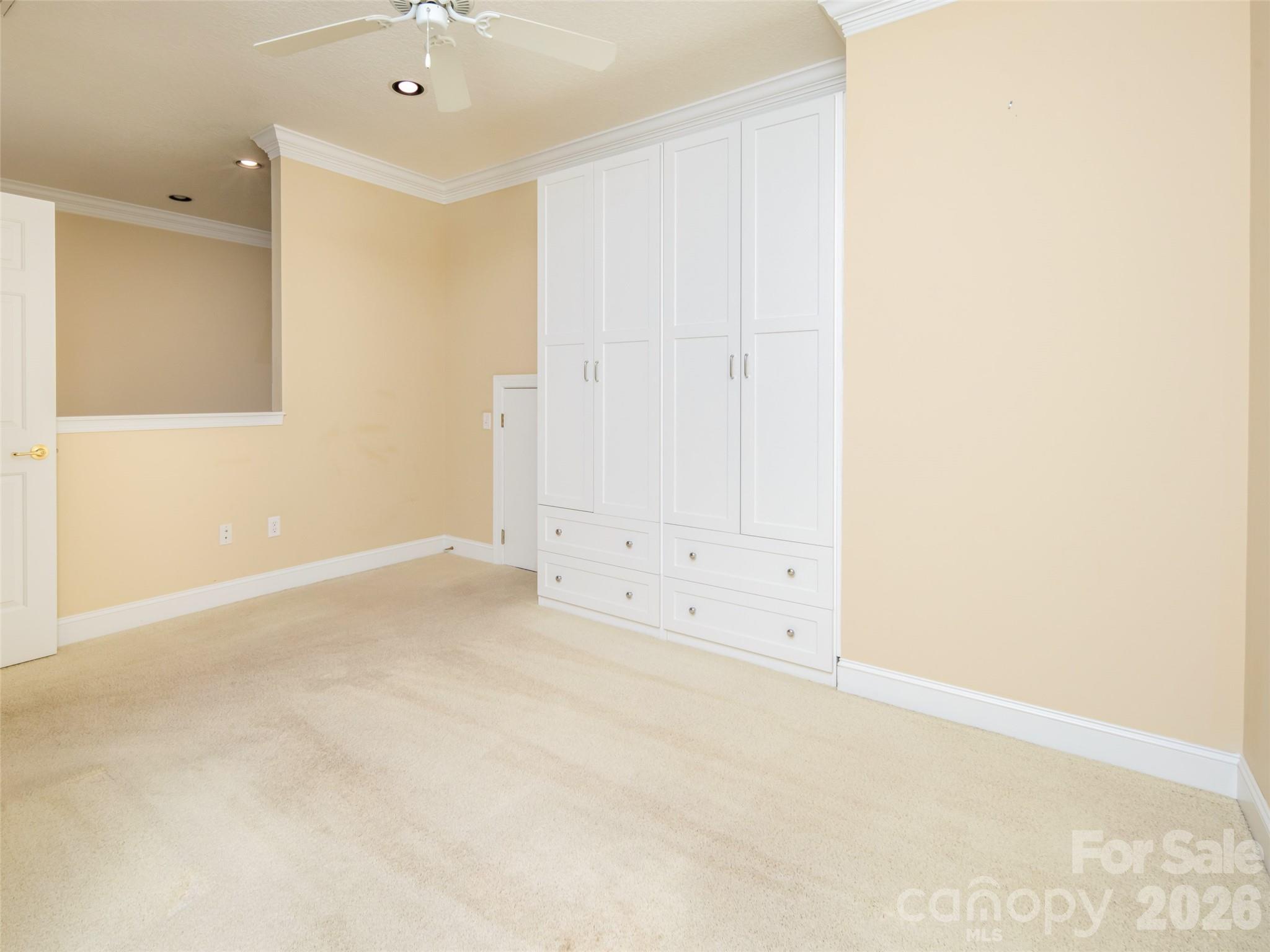 124 Towne Place Drive Property Photo 21