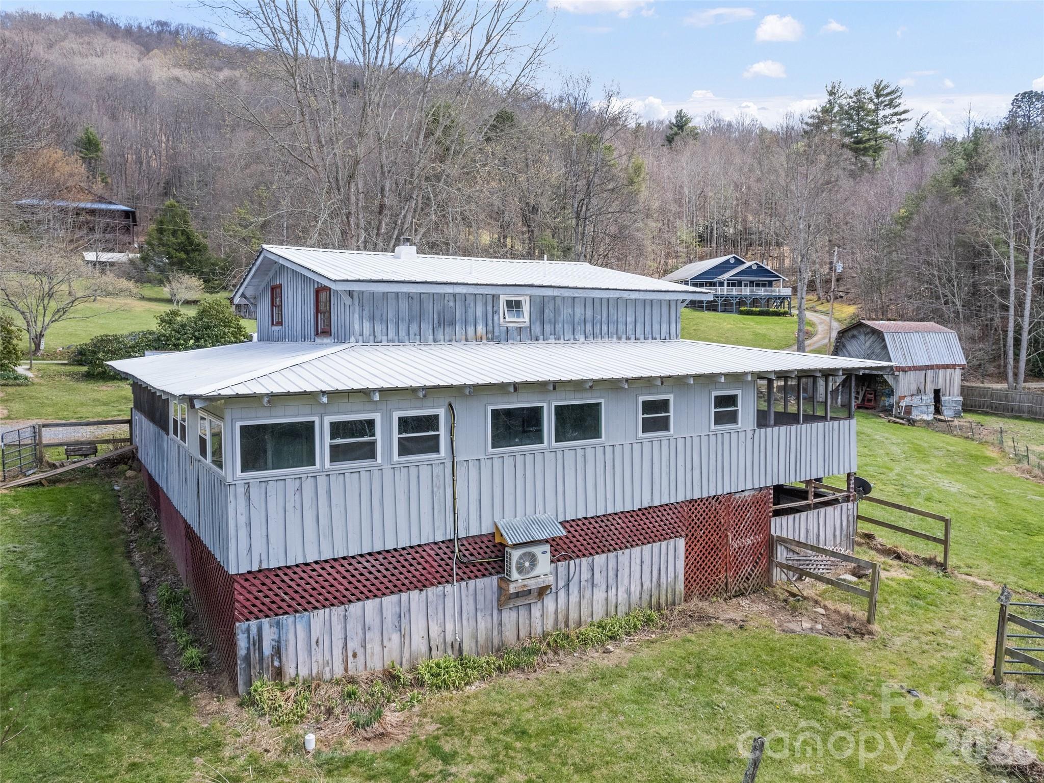 838 Hidden Valley Road Property Photo 8