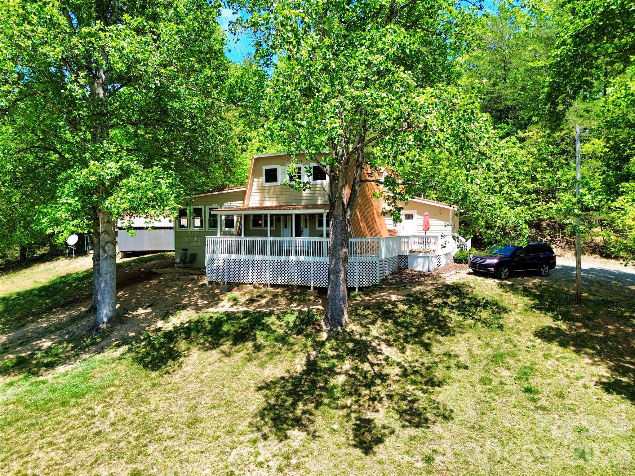 282 Calhoun Trail Property Photo 1