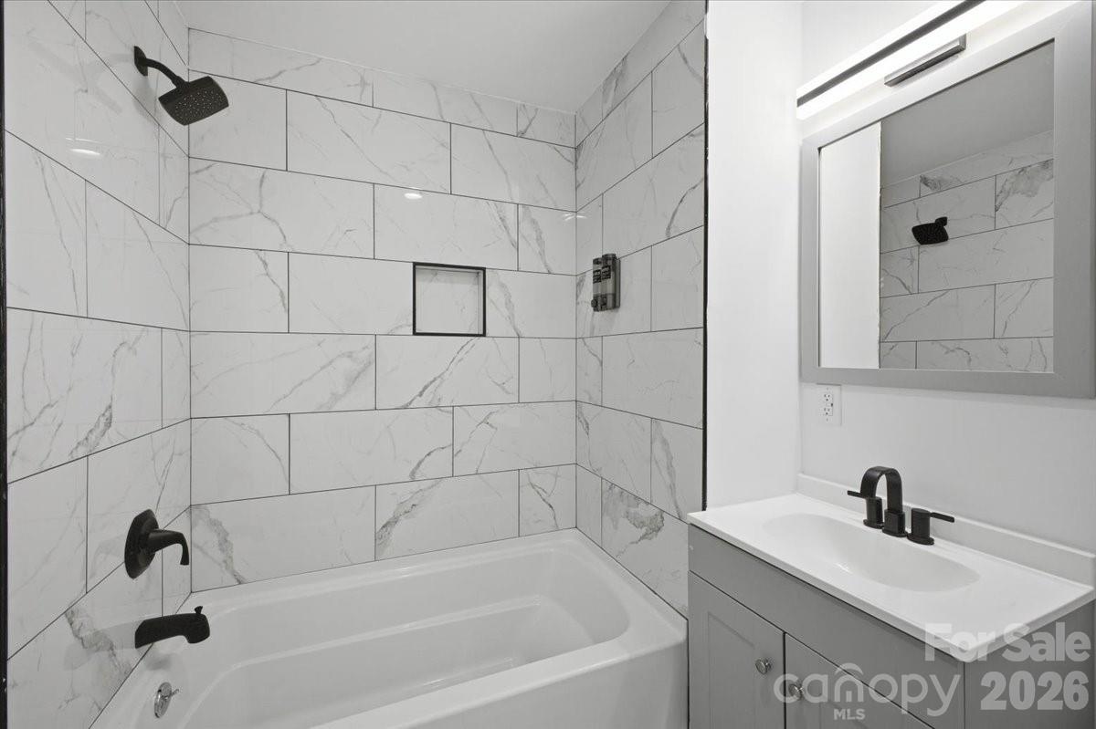 1413 Hateras Avenue Property Photo 19