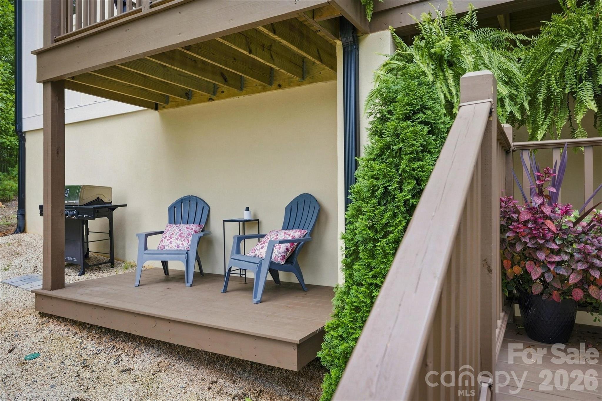 217 Sycamore Drive Property Photo 7