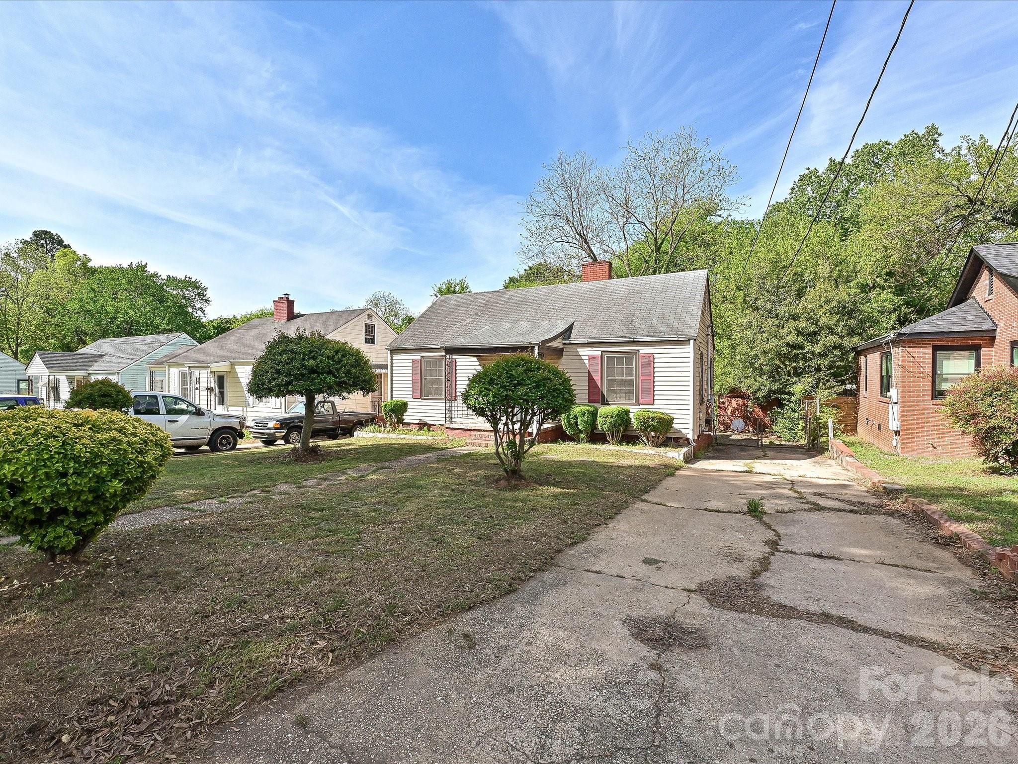 2629 Ringwood Street Property Photo 2