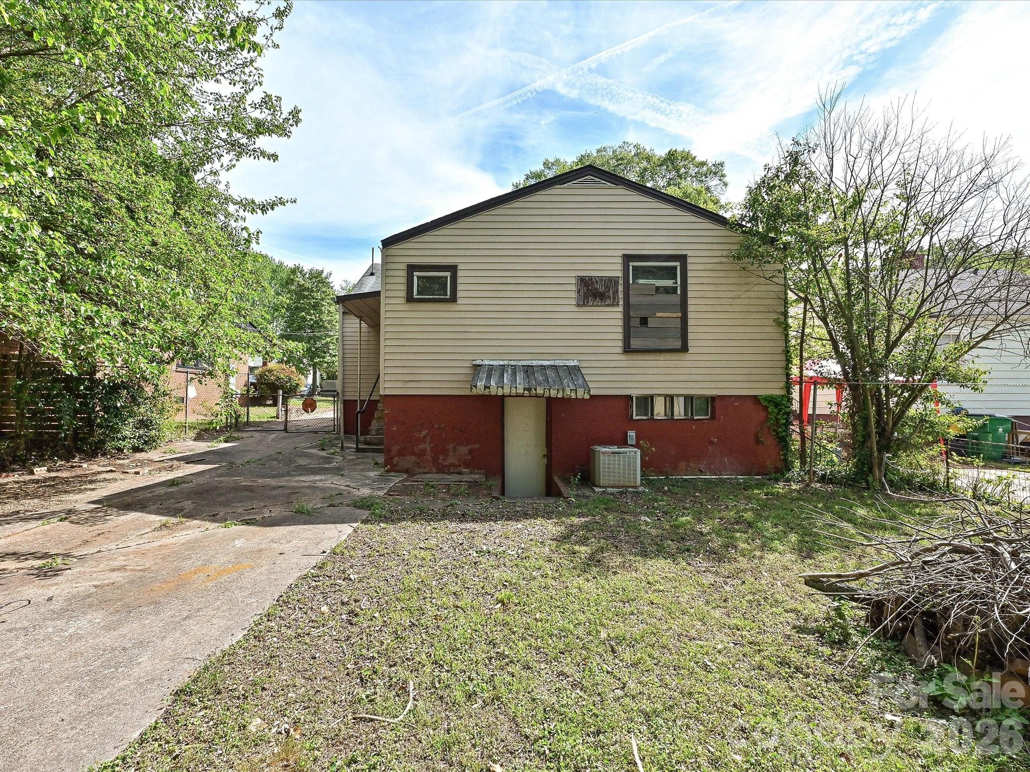 2629 Ringwood Street Property Photo 24