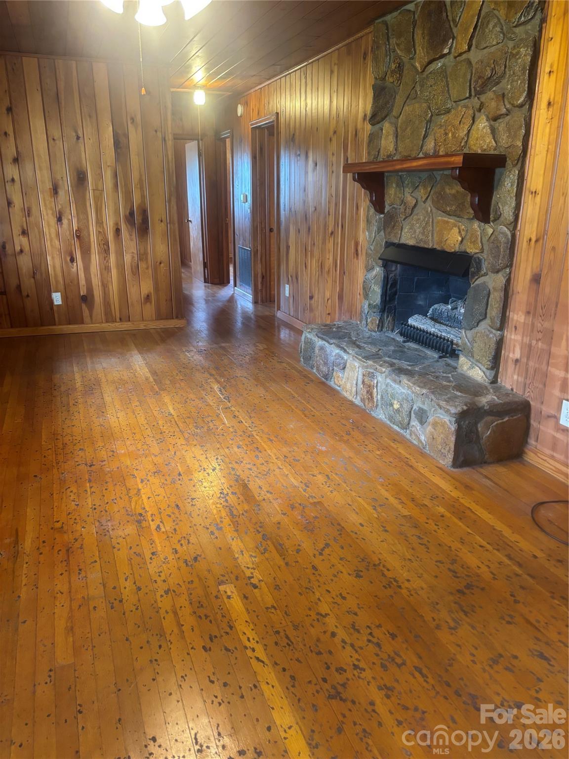 819 N Piedmont Avenue Property Photo 8