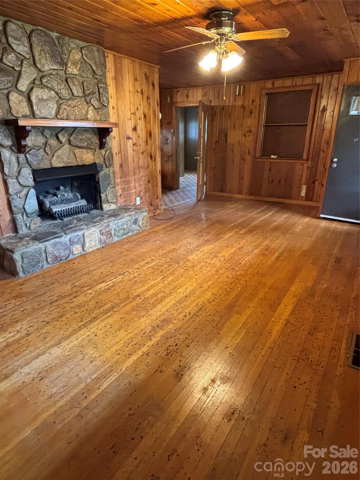 819 N Piedmont Avenue Property Photo 10