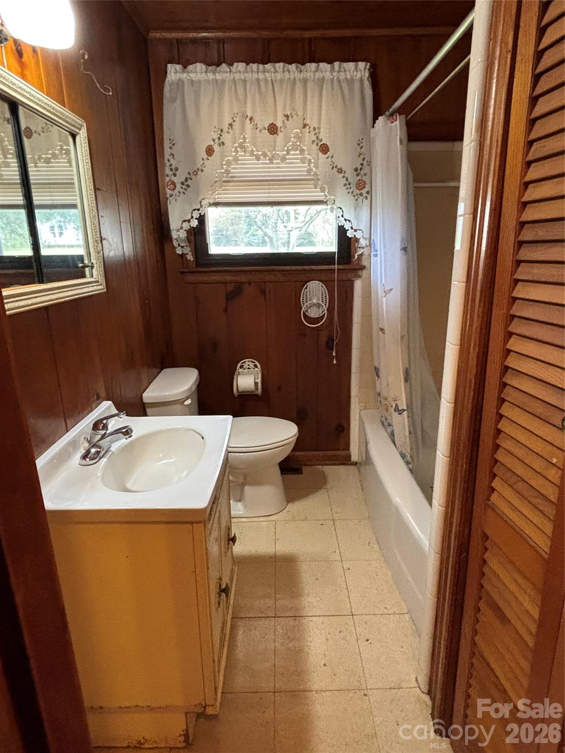 819 N Piedmont Avenue Property Photo 18