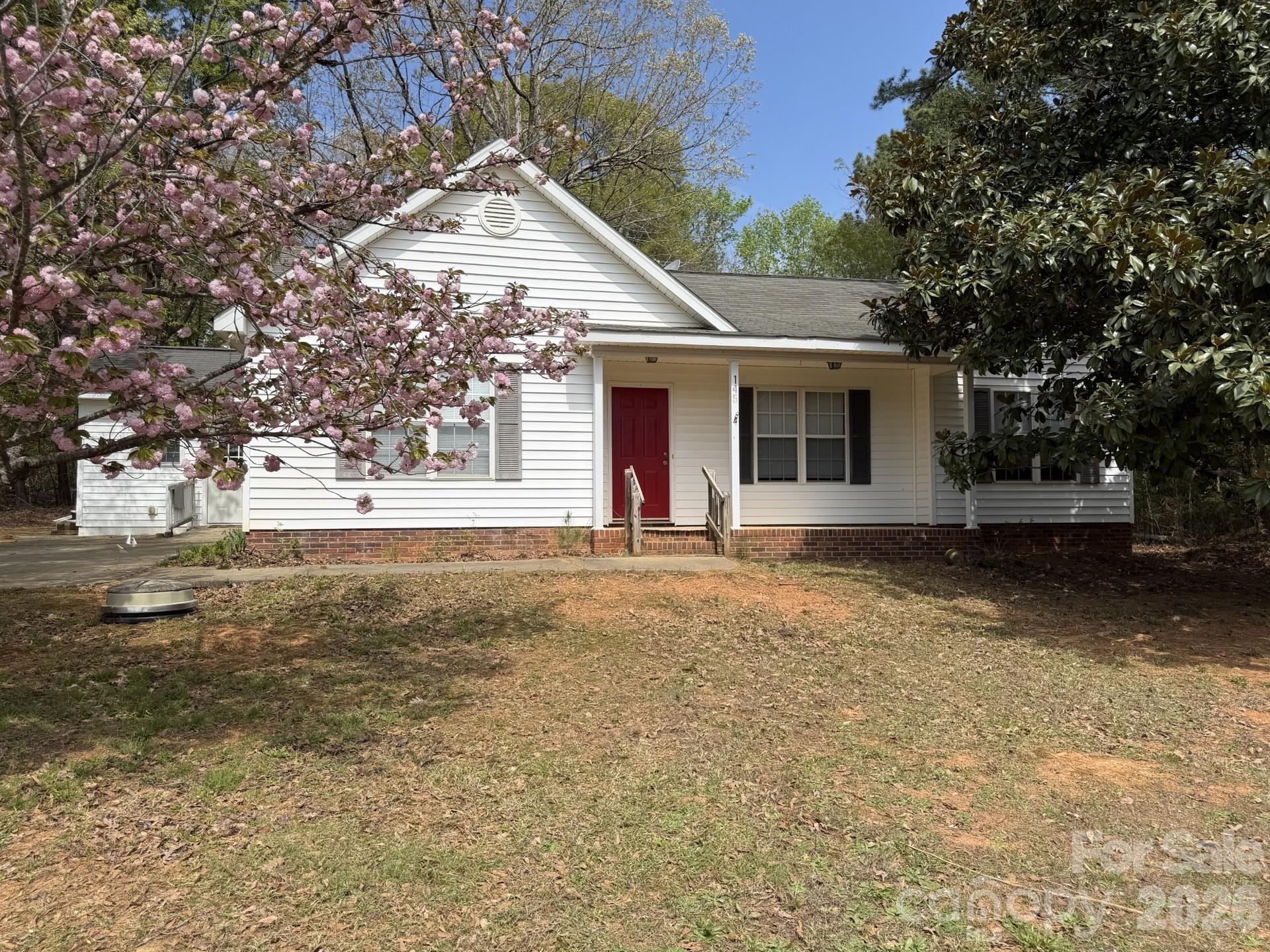 145 Ray Lee Street Property Photo 1