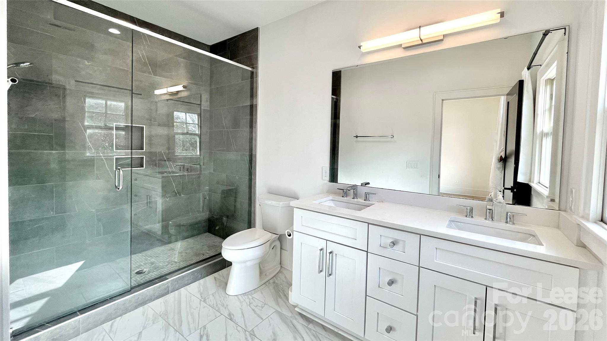 610 West Boulevard Property Photo 7