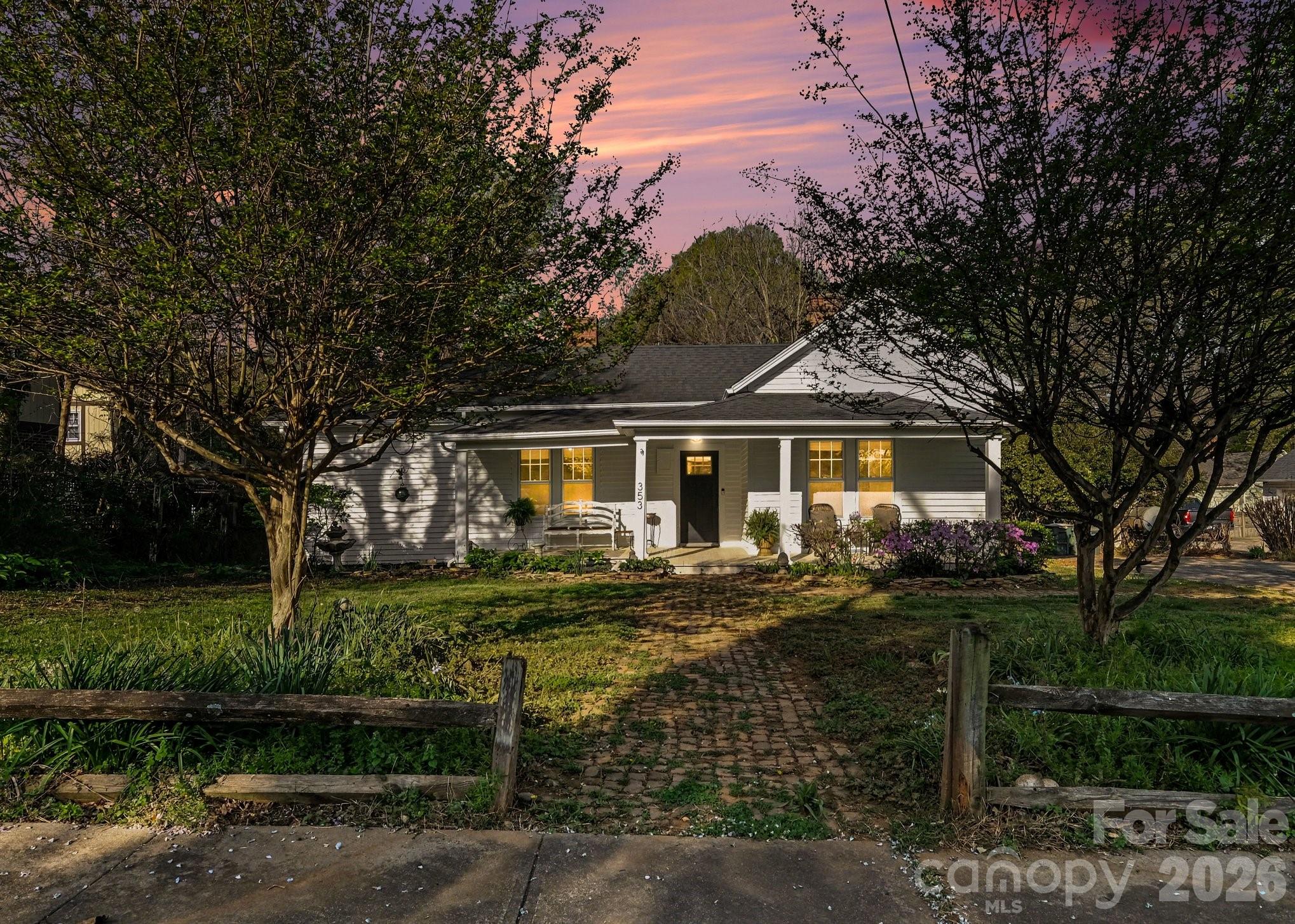 353 Kelly Street Property Photo 19
