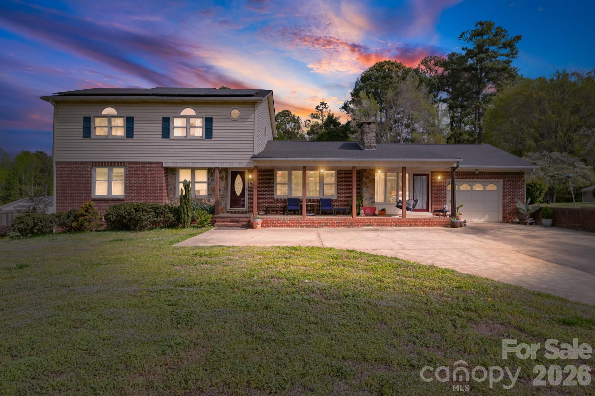 253 Allenton Street Property Photo 1
