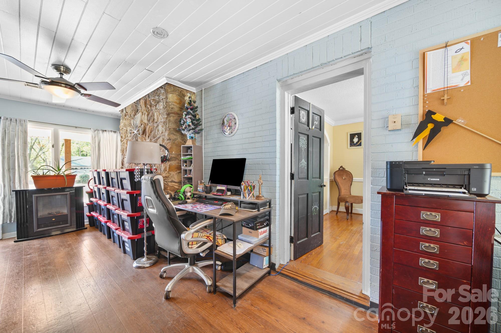 253 Allenton Street Property Photo 24