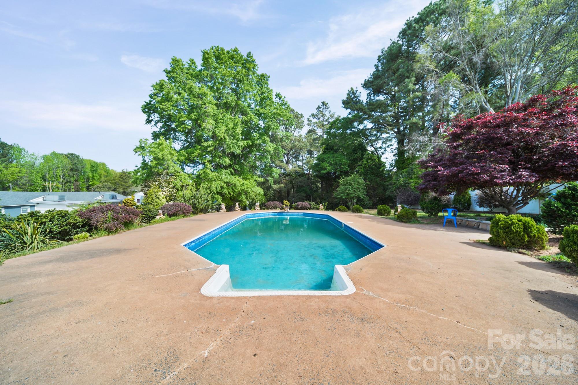 253 Allenton Street Property Photo 30