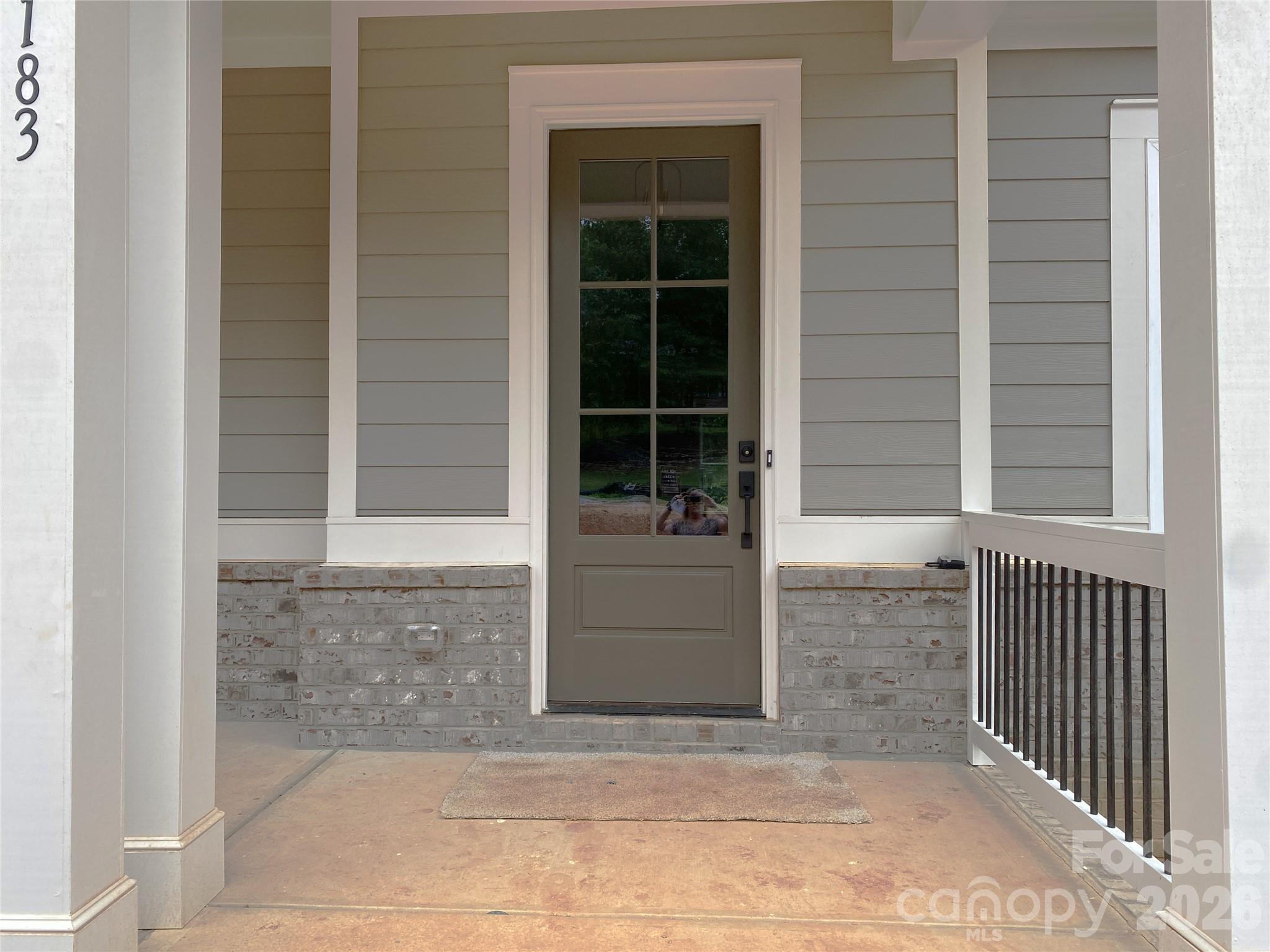 183 Chaska Loop 61 Property Photo 4