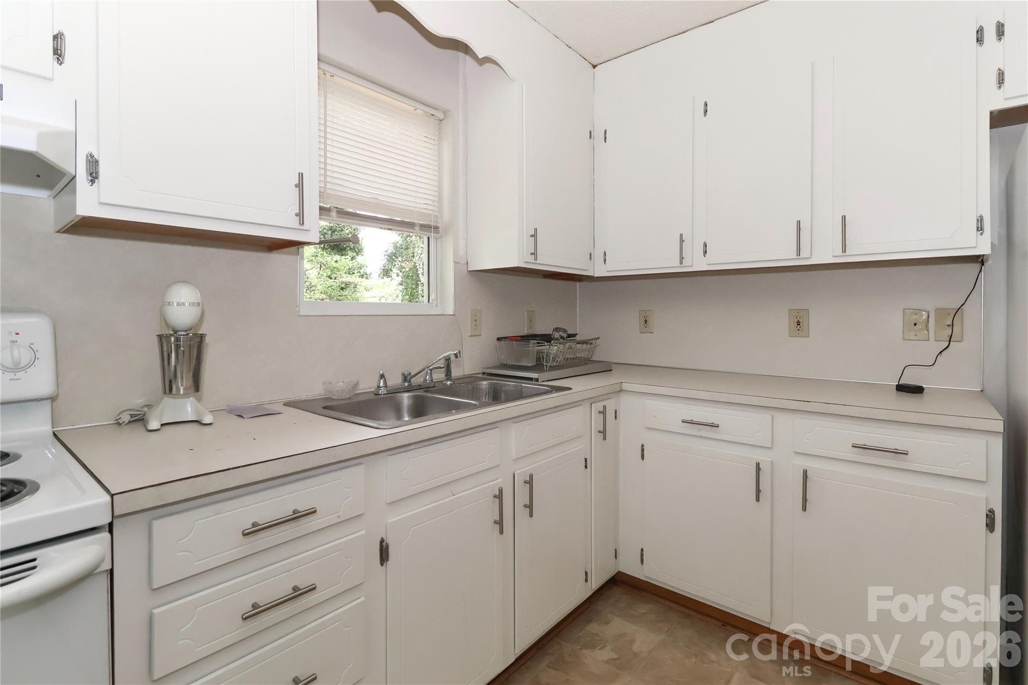 545 Gantt Street Property Photo 15