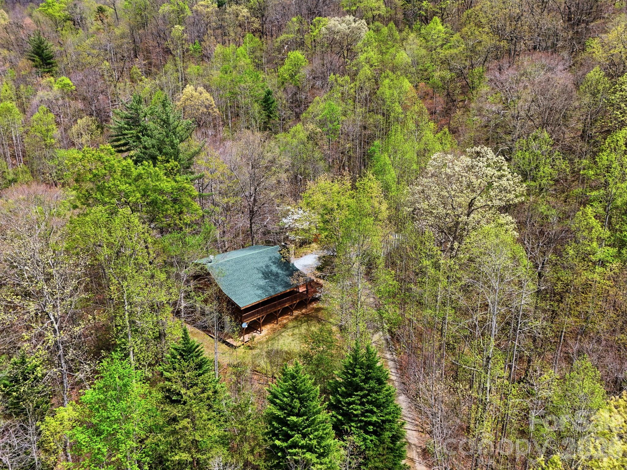 3455 Valley Drive Property Photo 3
