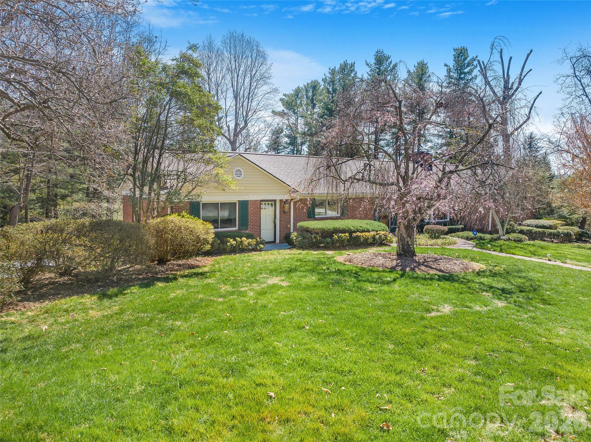 4 Dogwood Road Property Photo 2