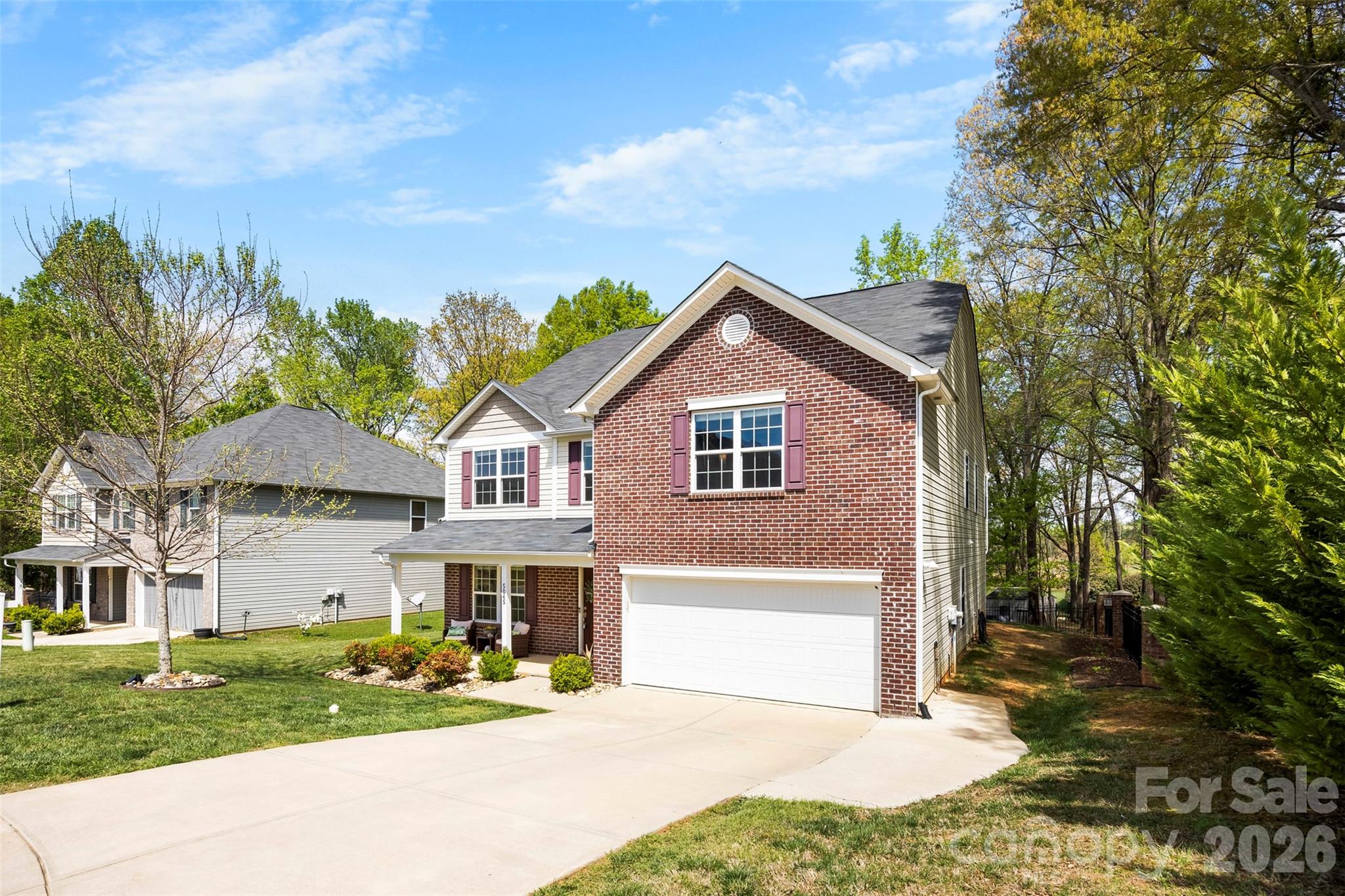 5045 Ashley Place Drive Property Photo 2