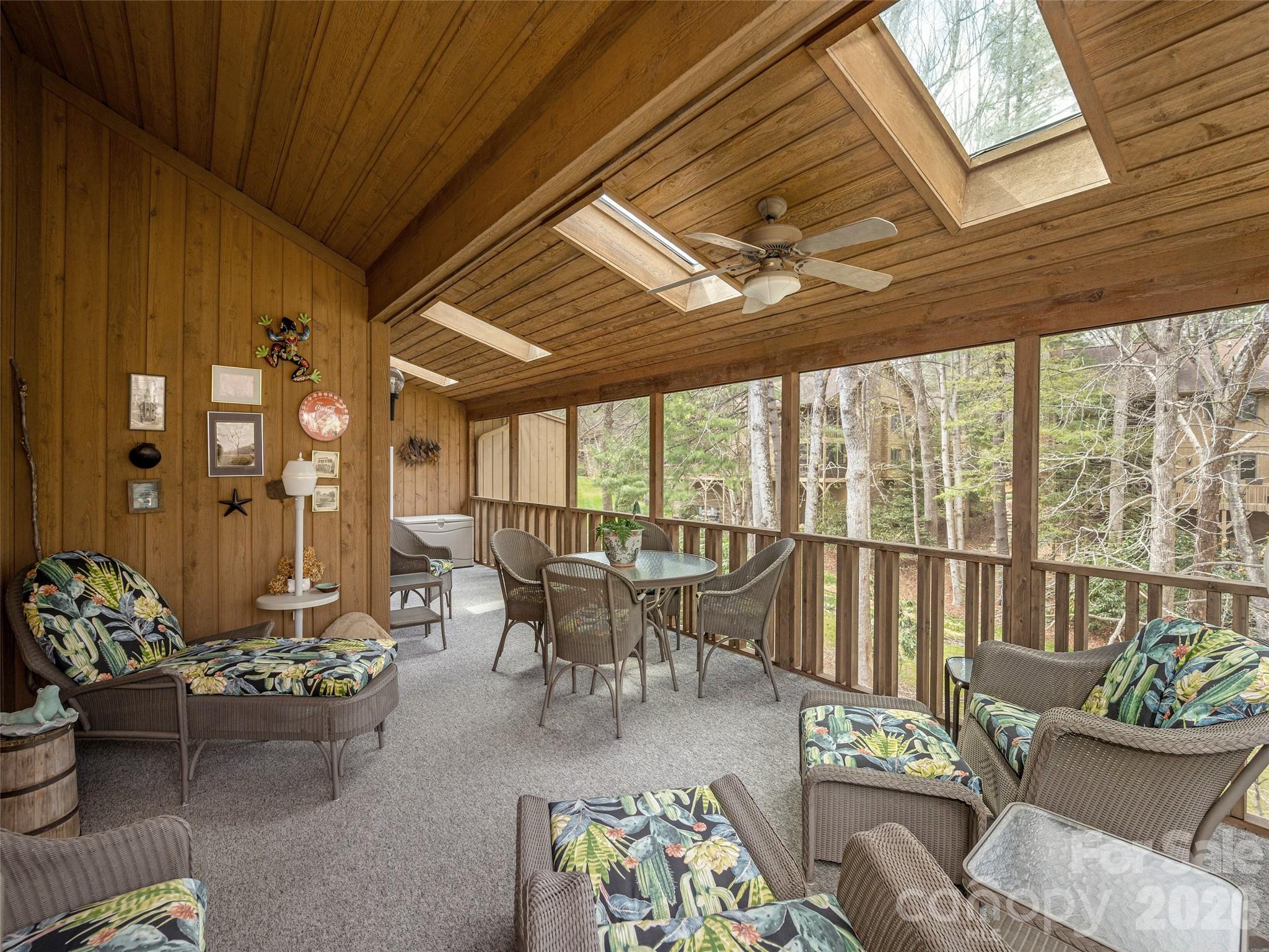 601 Red Oak Drive Property Photo 8