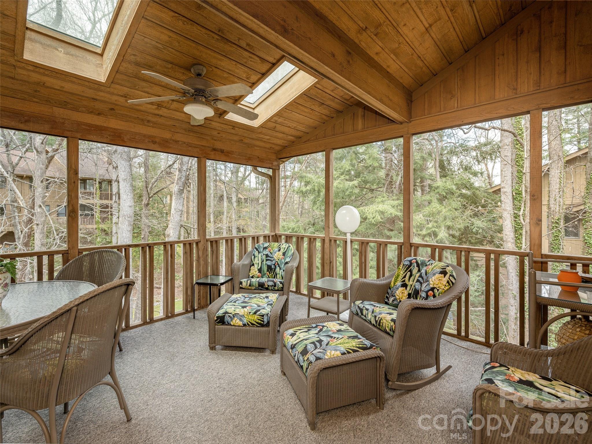 601 Red Oak Drive Property Photo 10