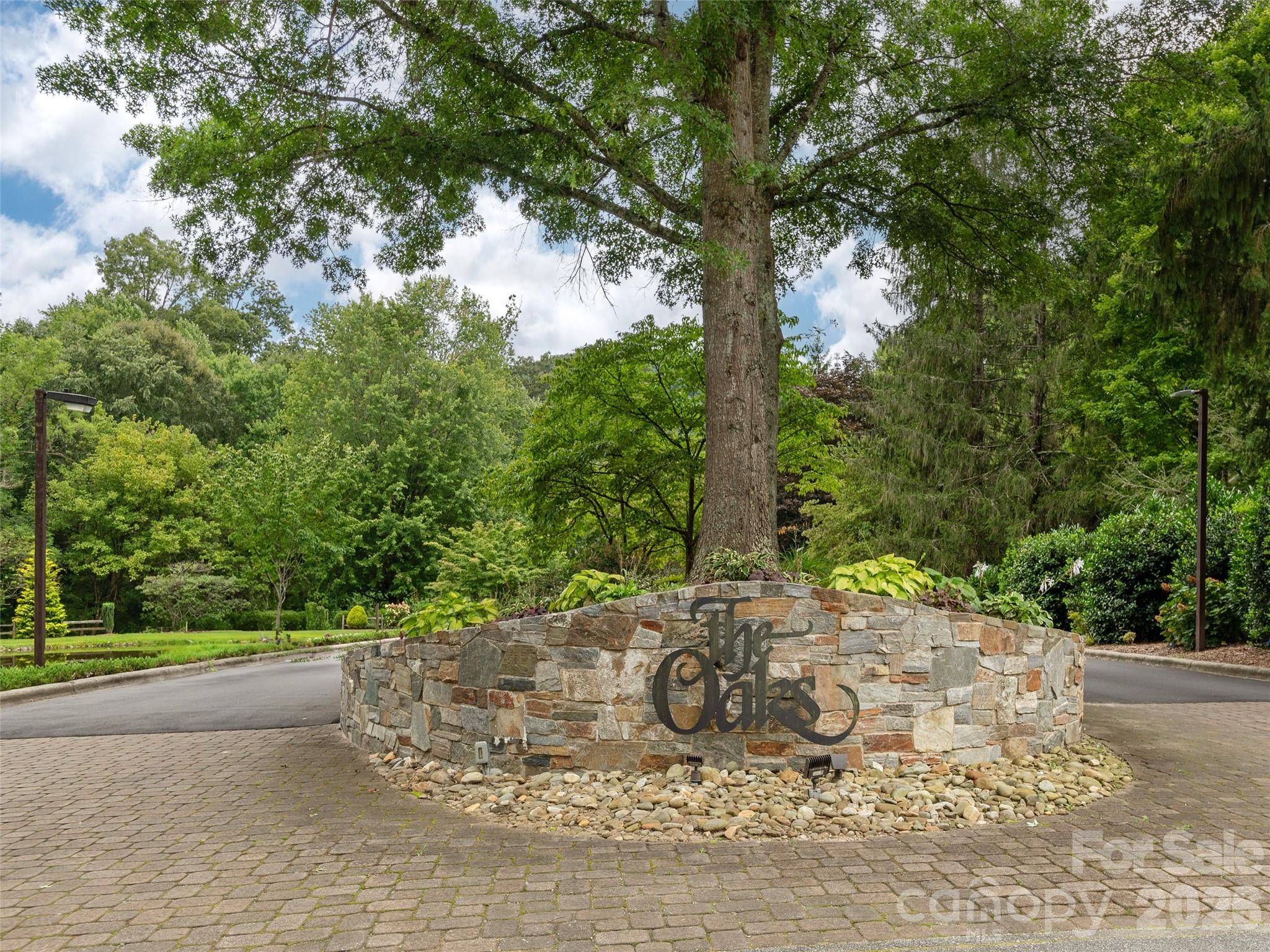 601 Red Oak Drive Property Photo 34