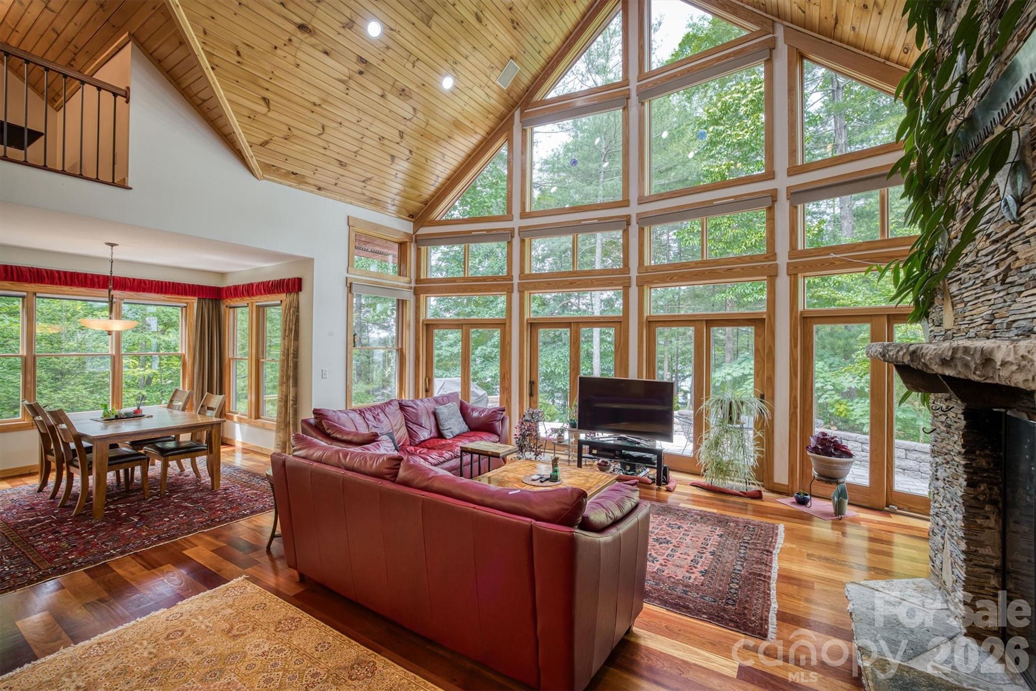 5162 Beech Bluff Drive Property Photo 12