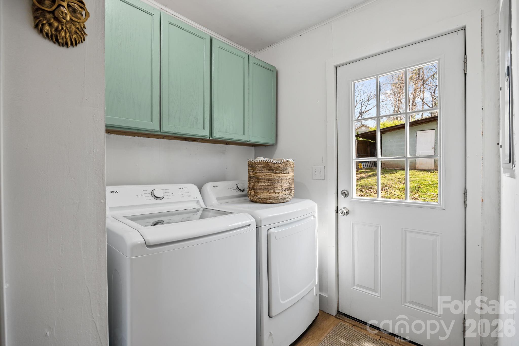 11 Log Cabin Trail Property Photo 14