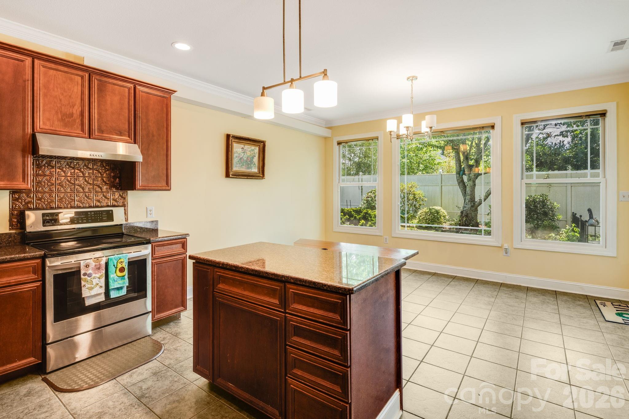 4 Amaretto Drive Property Photo 14