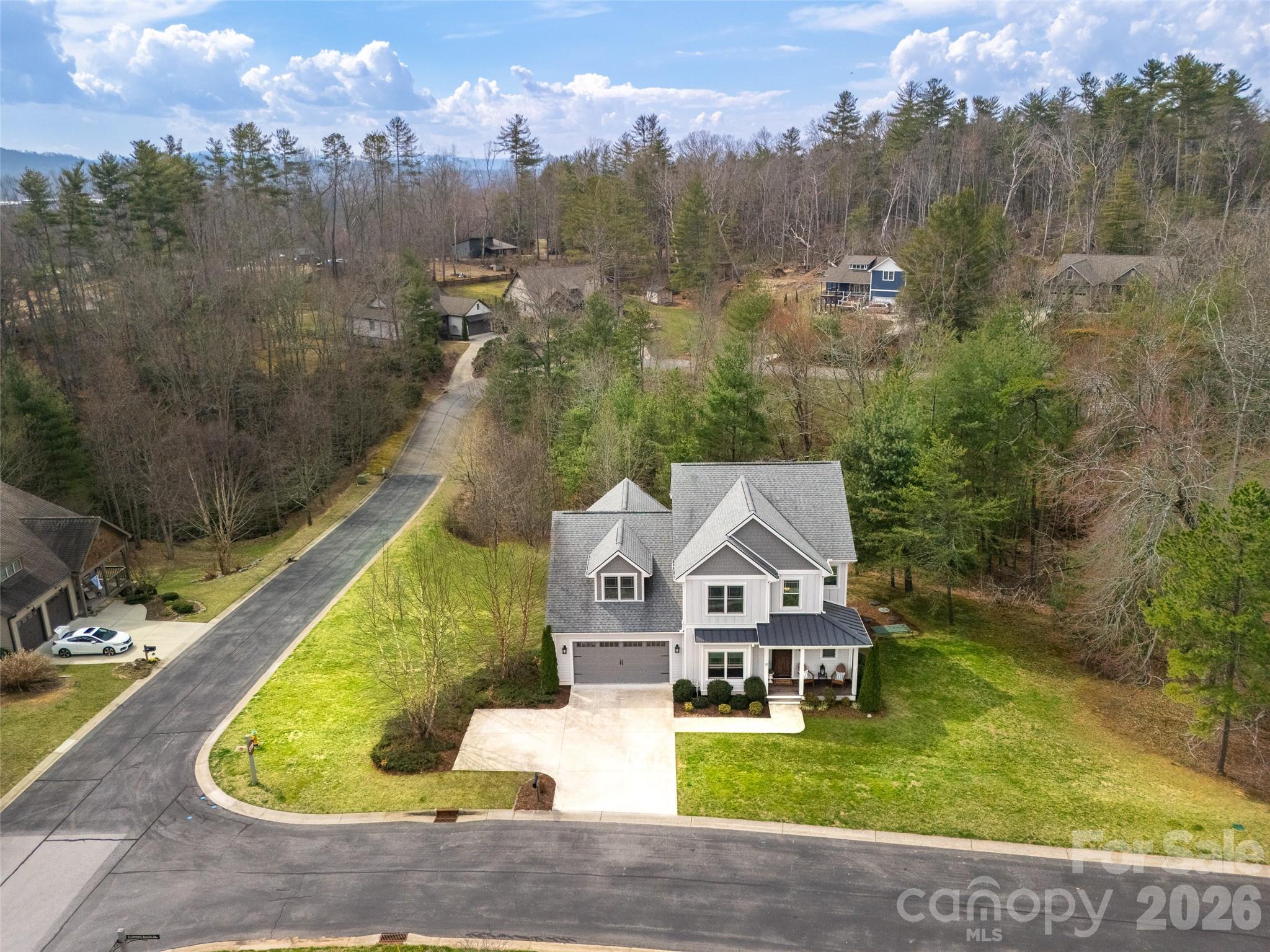 27 Slippery Rock Drive Property Photo 3