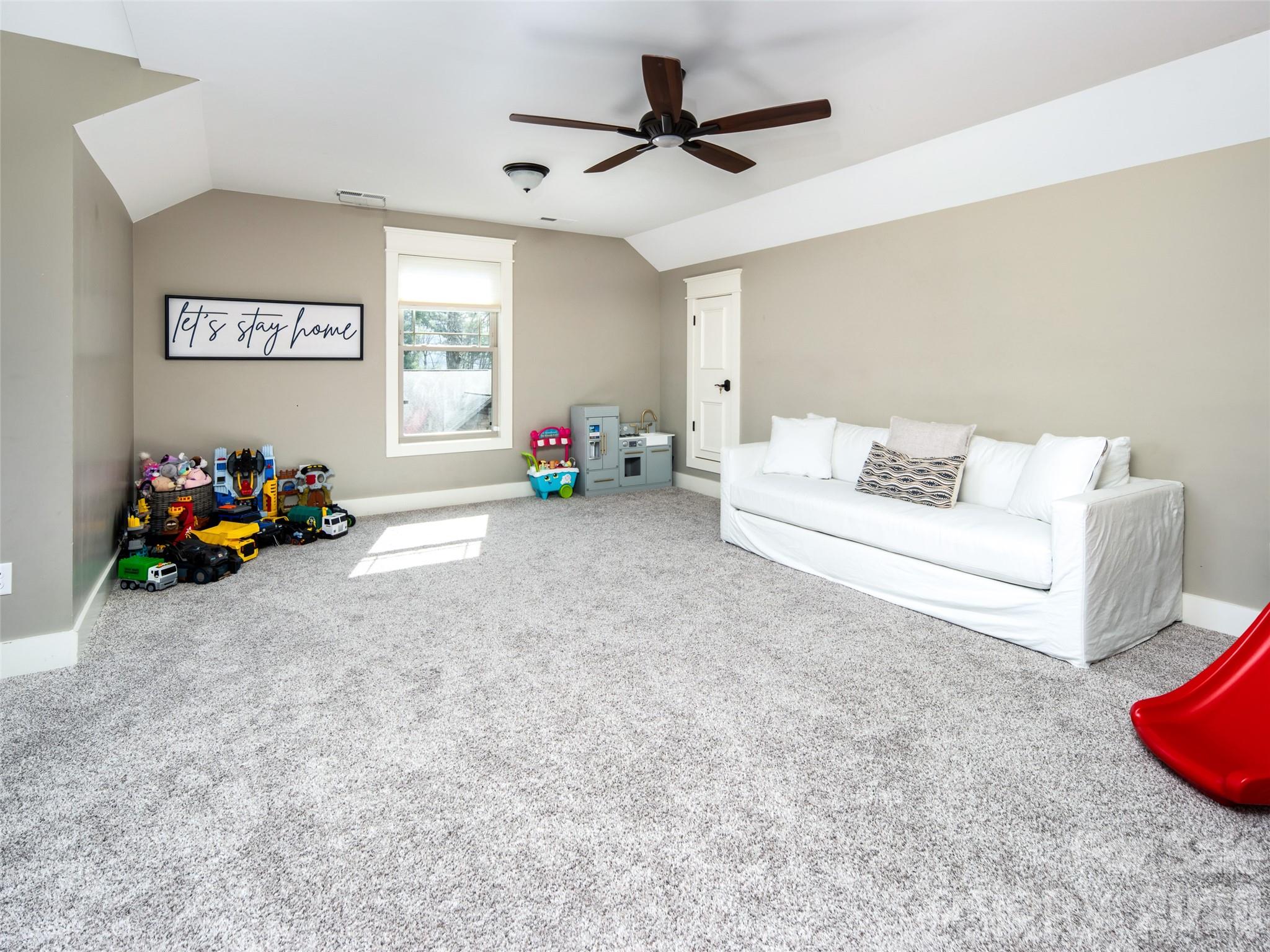 27 Slippery Rock Drive Property Photo 23