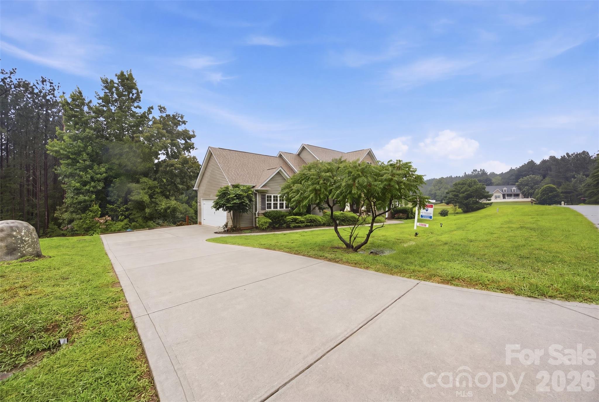 3020 Archer Way Drive Property Photo 3