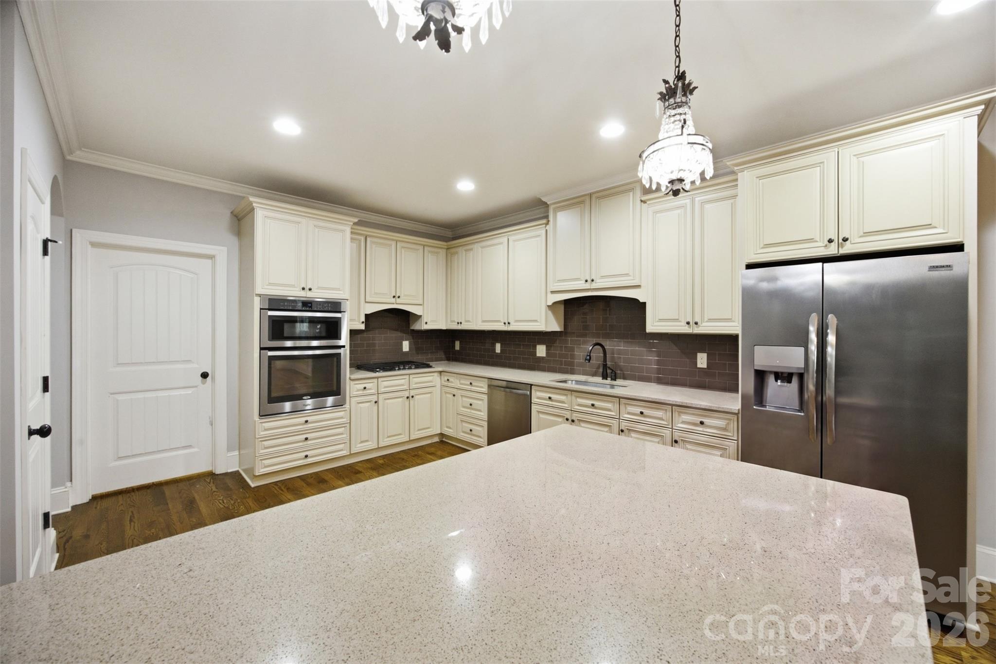 3020 Archer Way Drive Property Photo 4