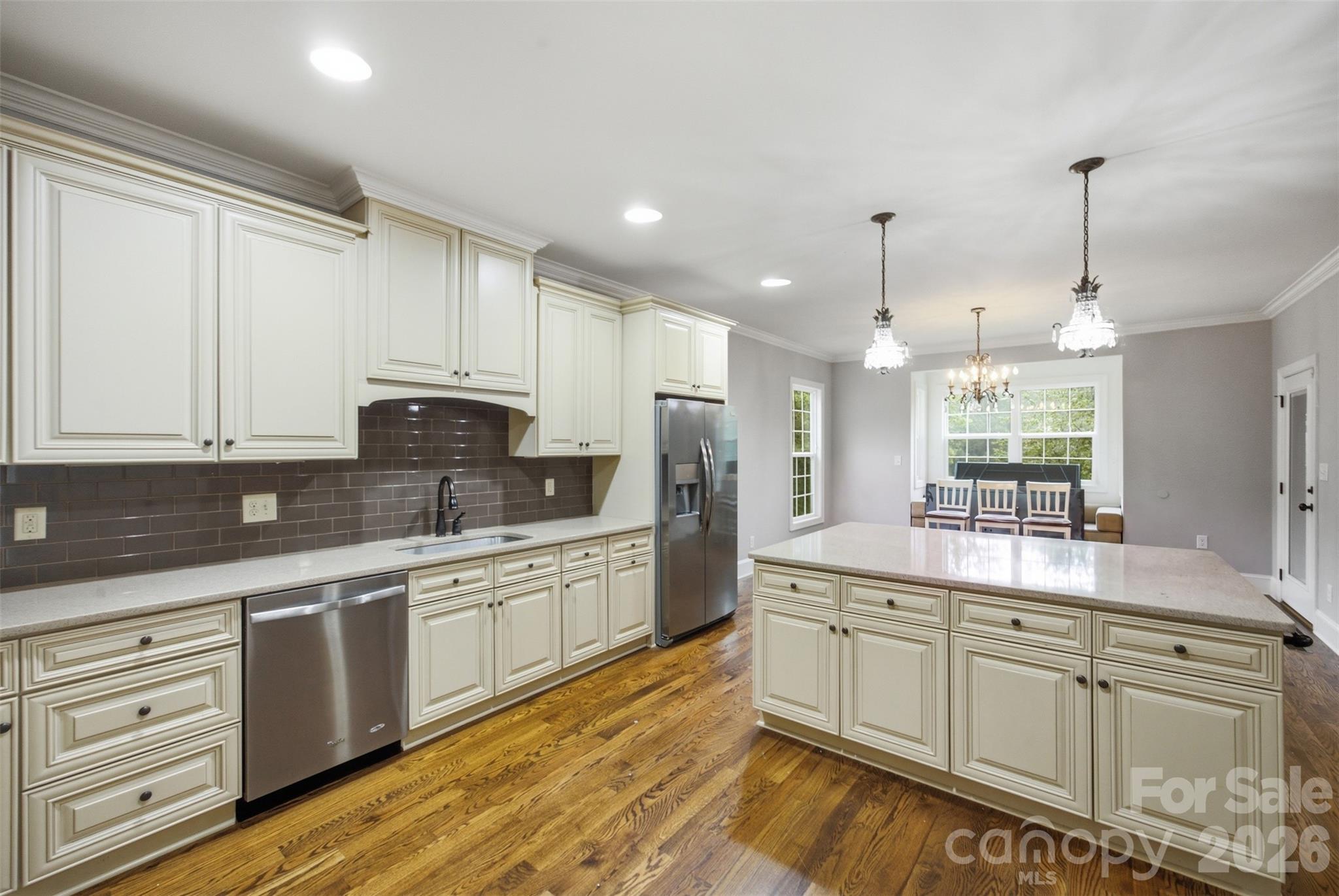 3020 Archer Way Drive Property Photo 5
