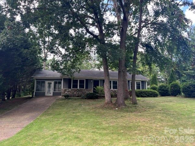 6 Fairway Drive Property Photo 2
