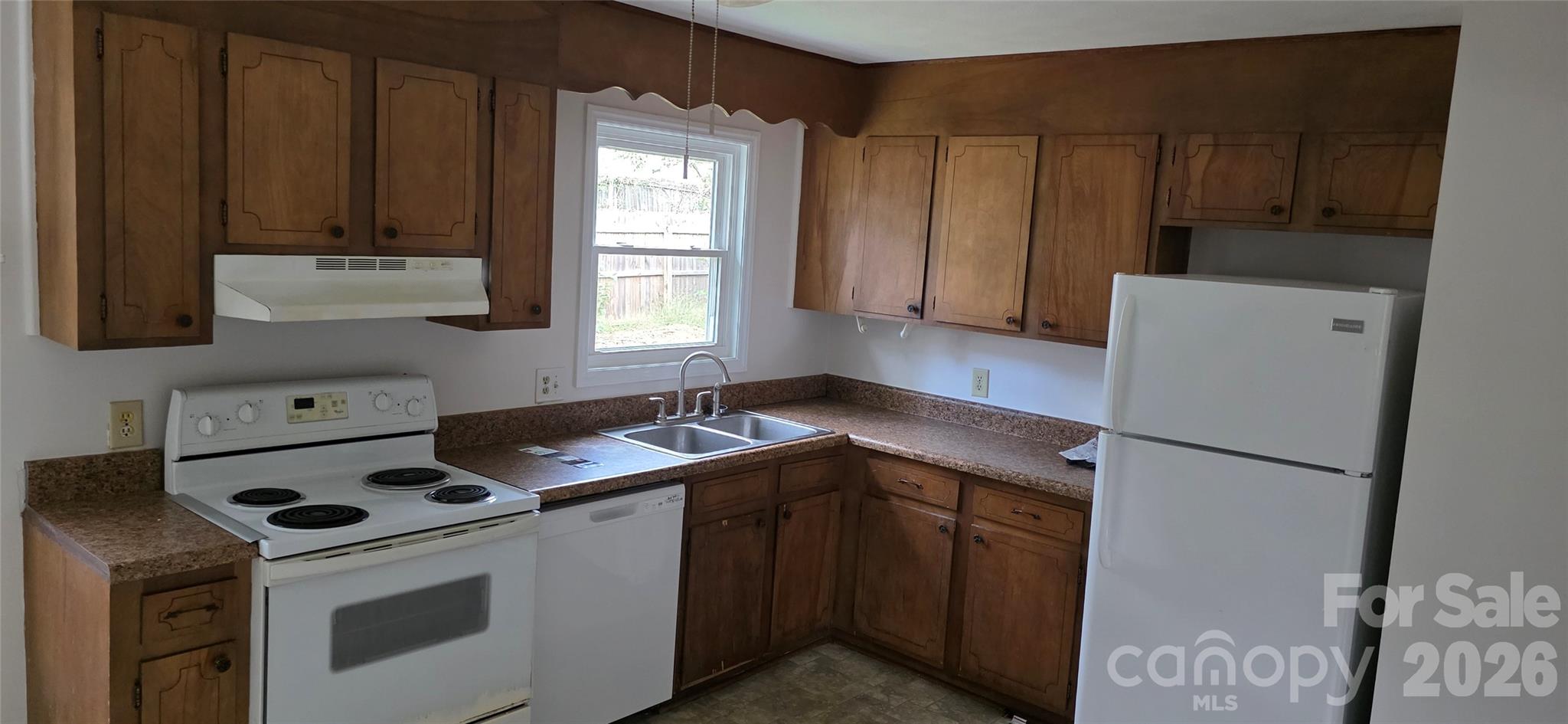 6 Fairway Drive Property Photo 5