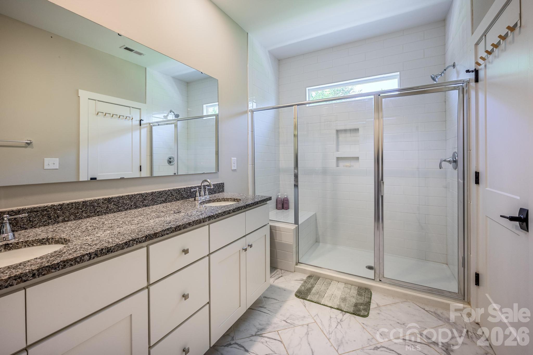 114 Glencoe Lane 102 Property Photo 19