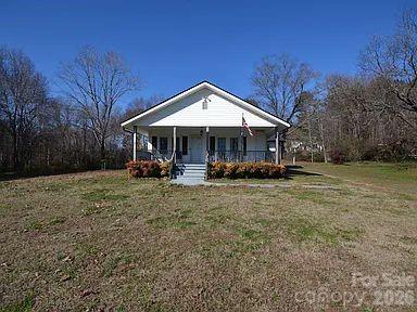 213 Sandy Plains Road Property Photo 1