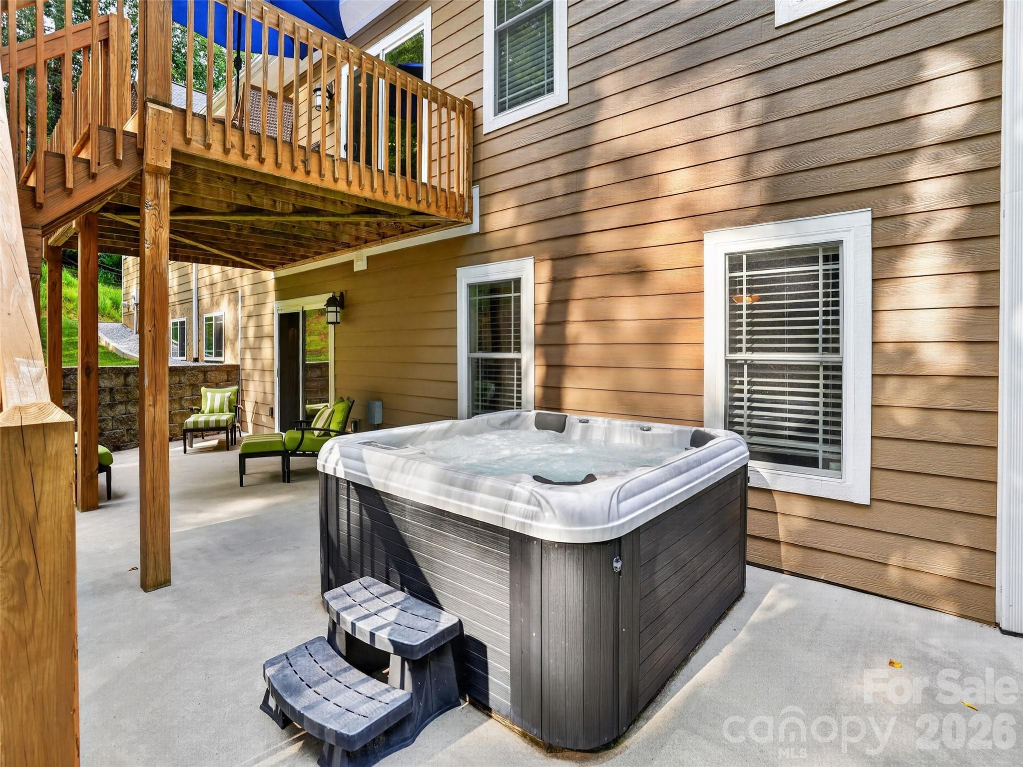 290 Sweetwater Hills Drive Property Photo 28
