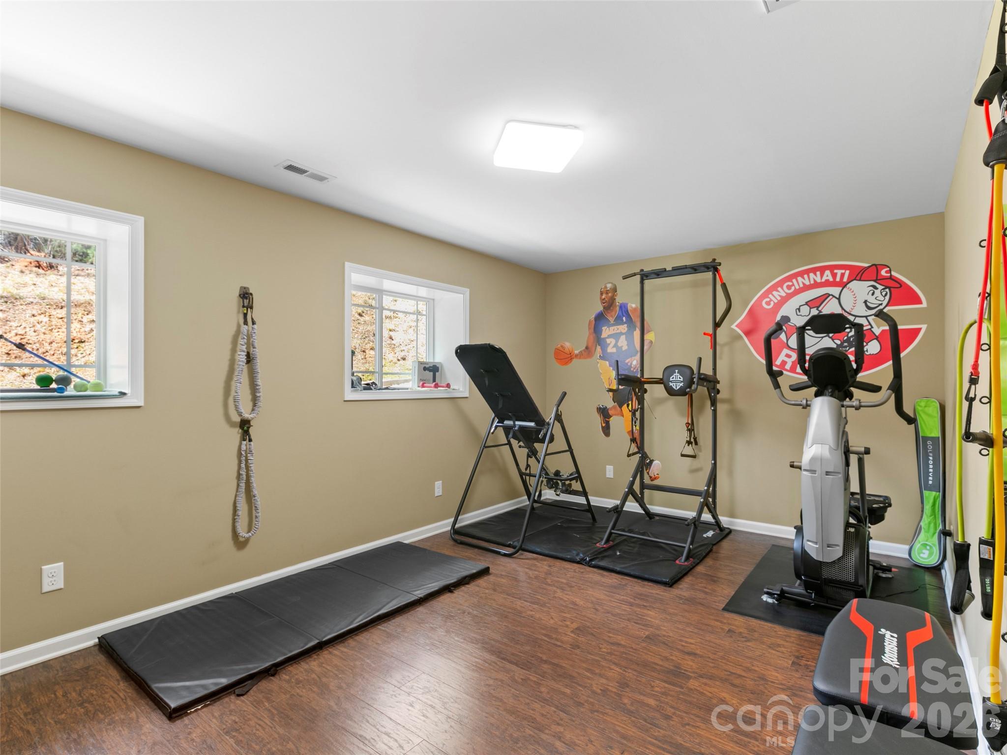 290 Sweetwater Hills Drive Property Photo 30