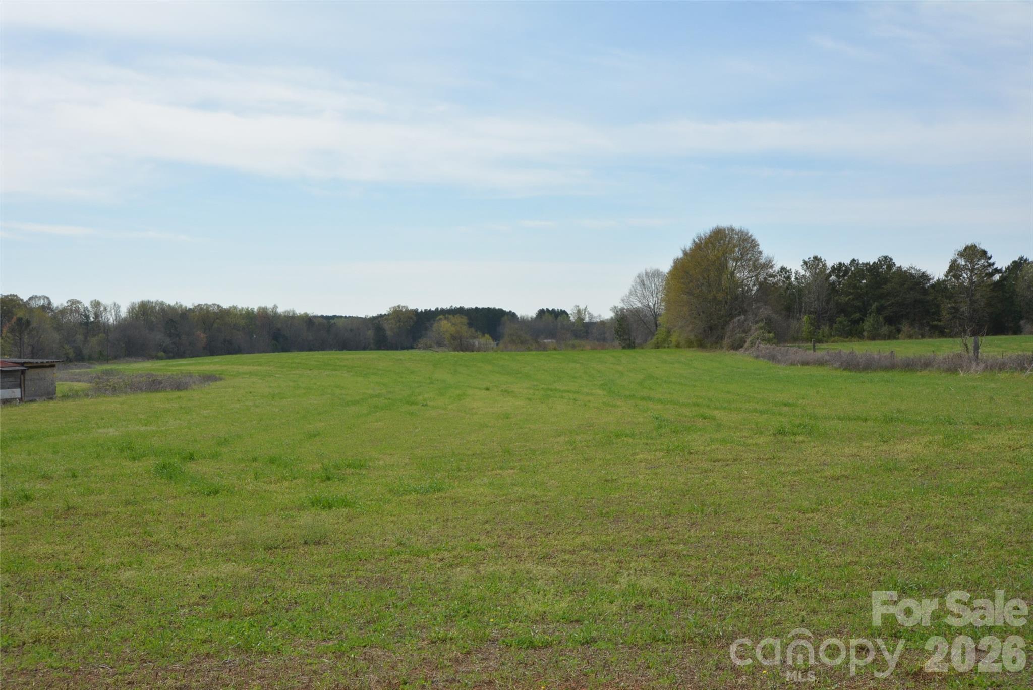2431 Mccraw Road Property Photo 1
