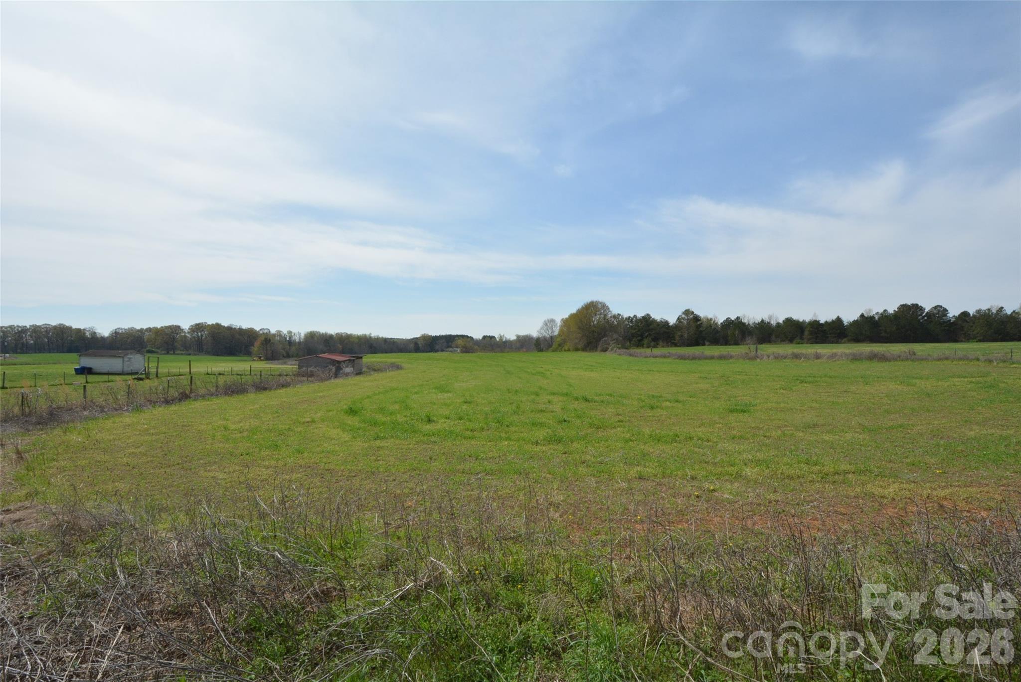 2431 Mccraw Road Property Photo 3