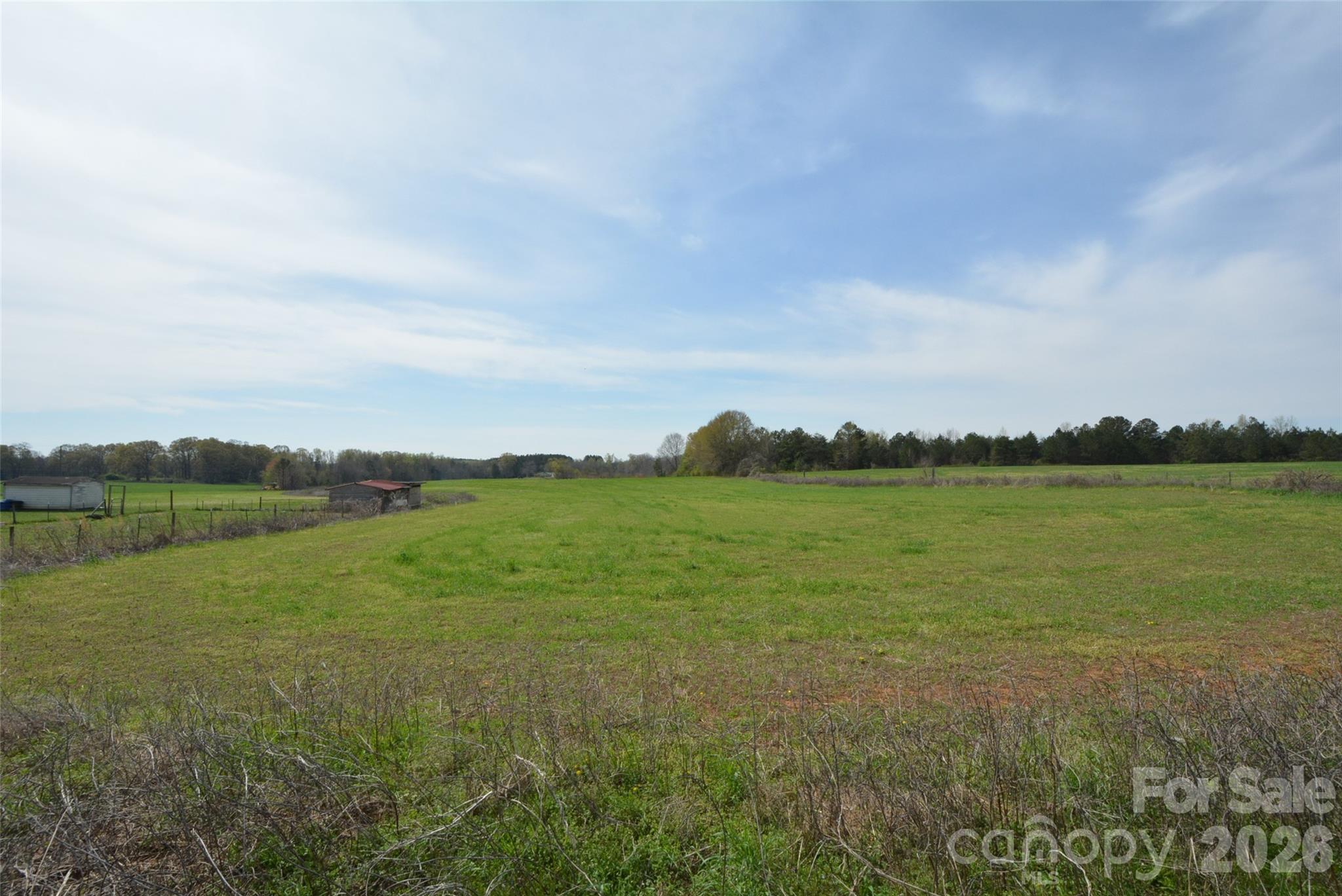 2431 Mccraw Road Property Photo 5