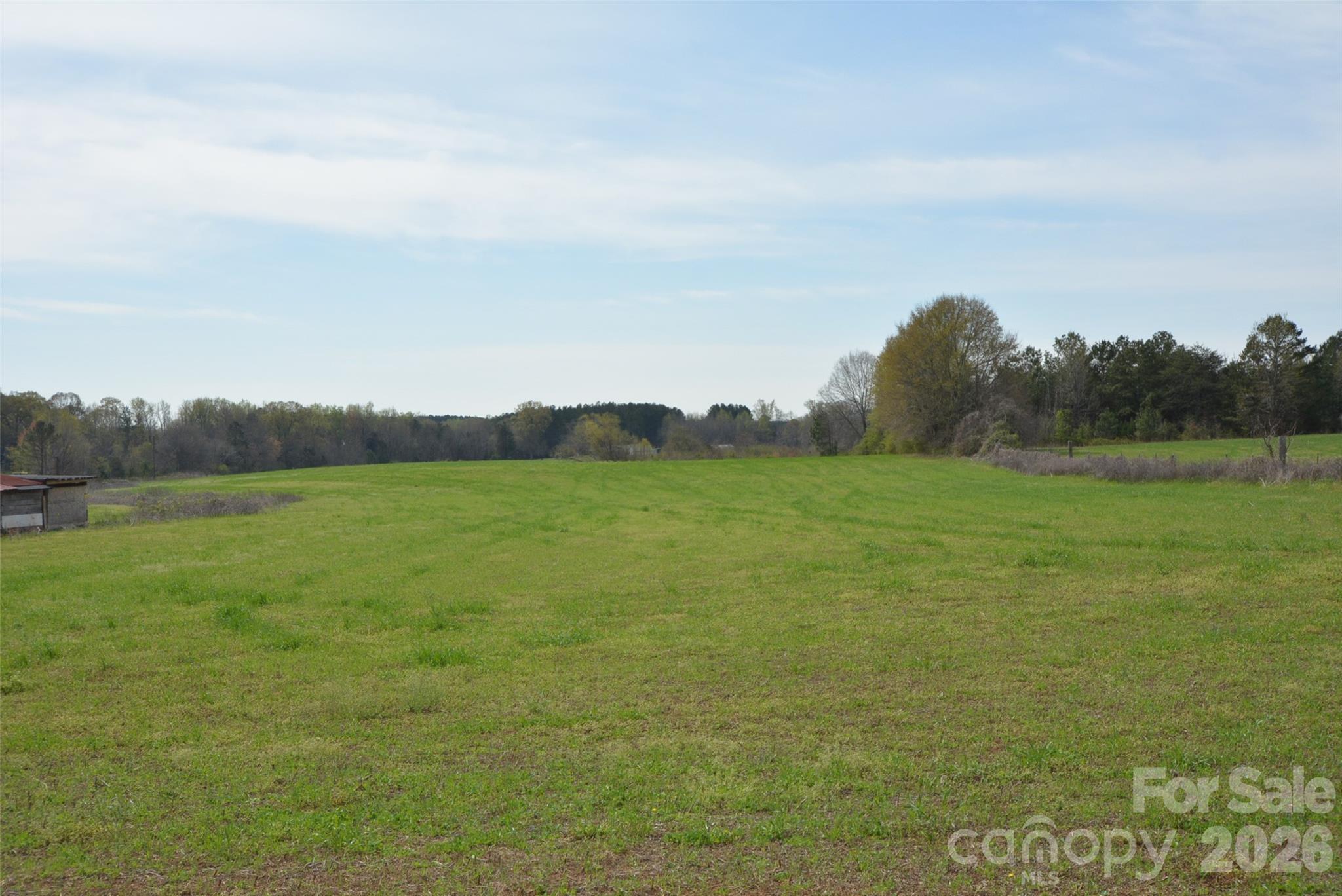2431 Mccraw Road Property Photo 6