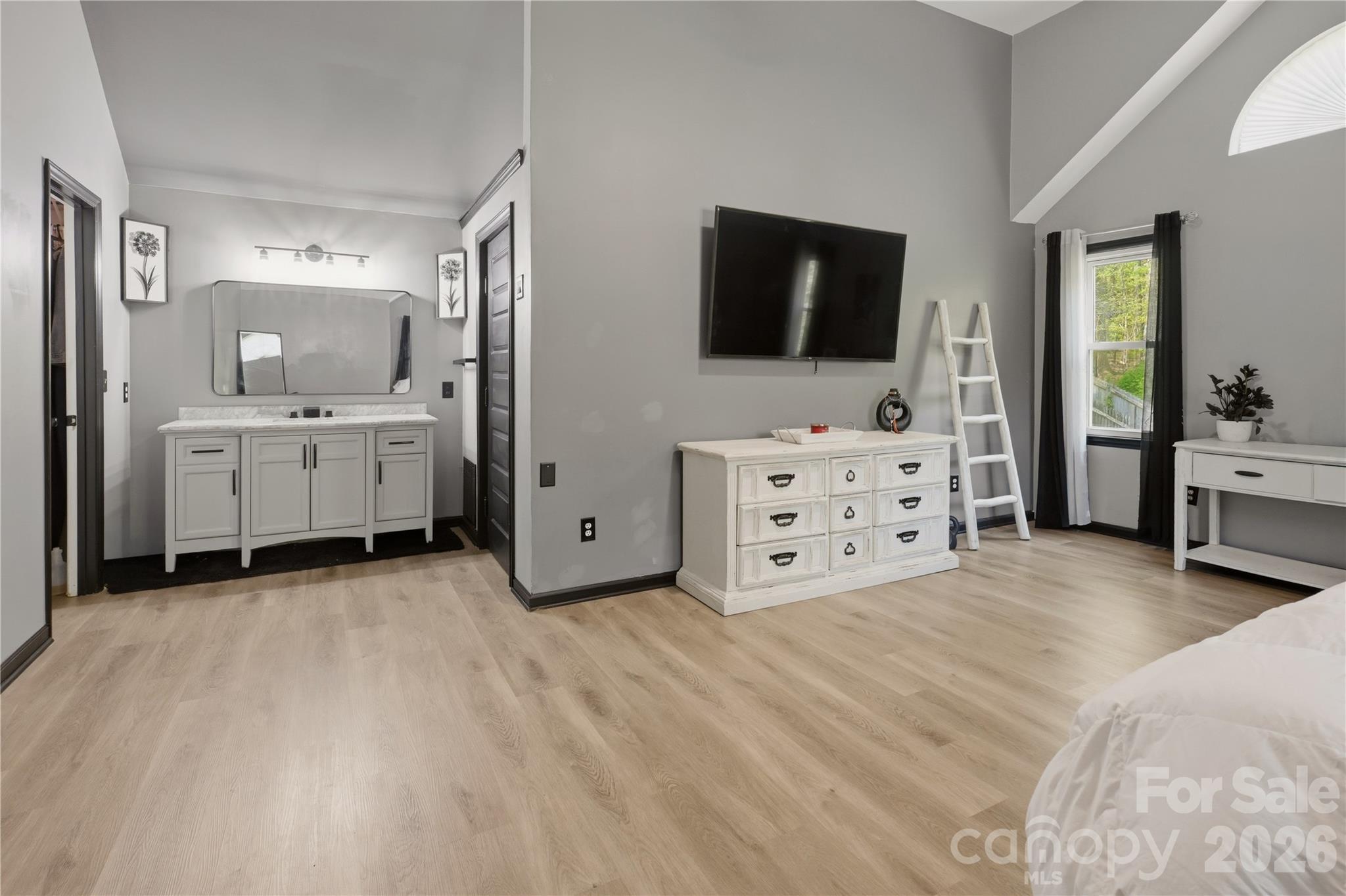 3616 Fair Oaks Place Property Photo 10