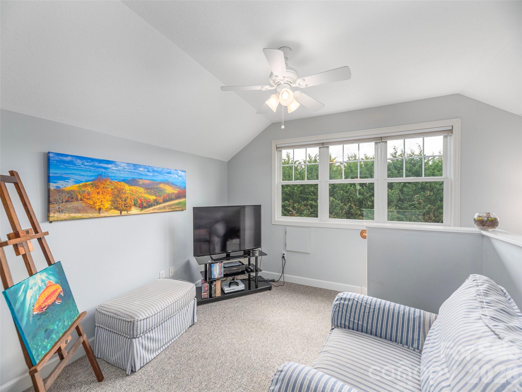22 Cottage Loop Property Photo 20