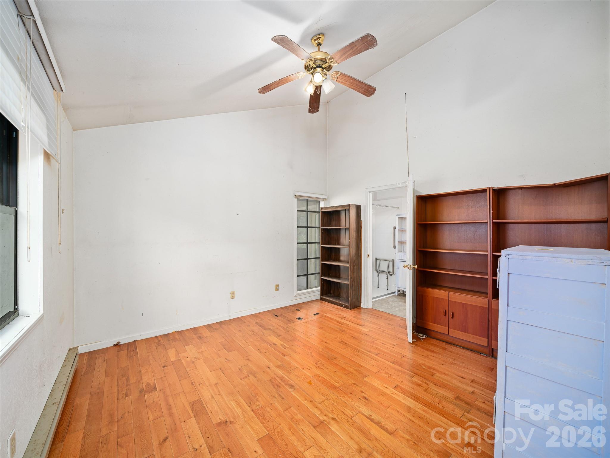 966 Waites Hollifield Road Property Photo 6