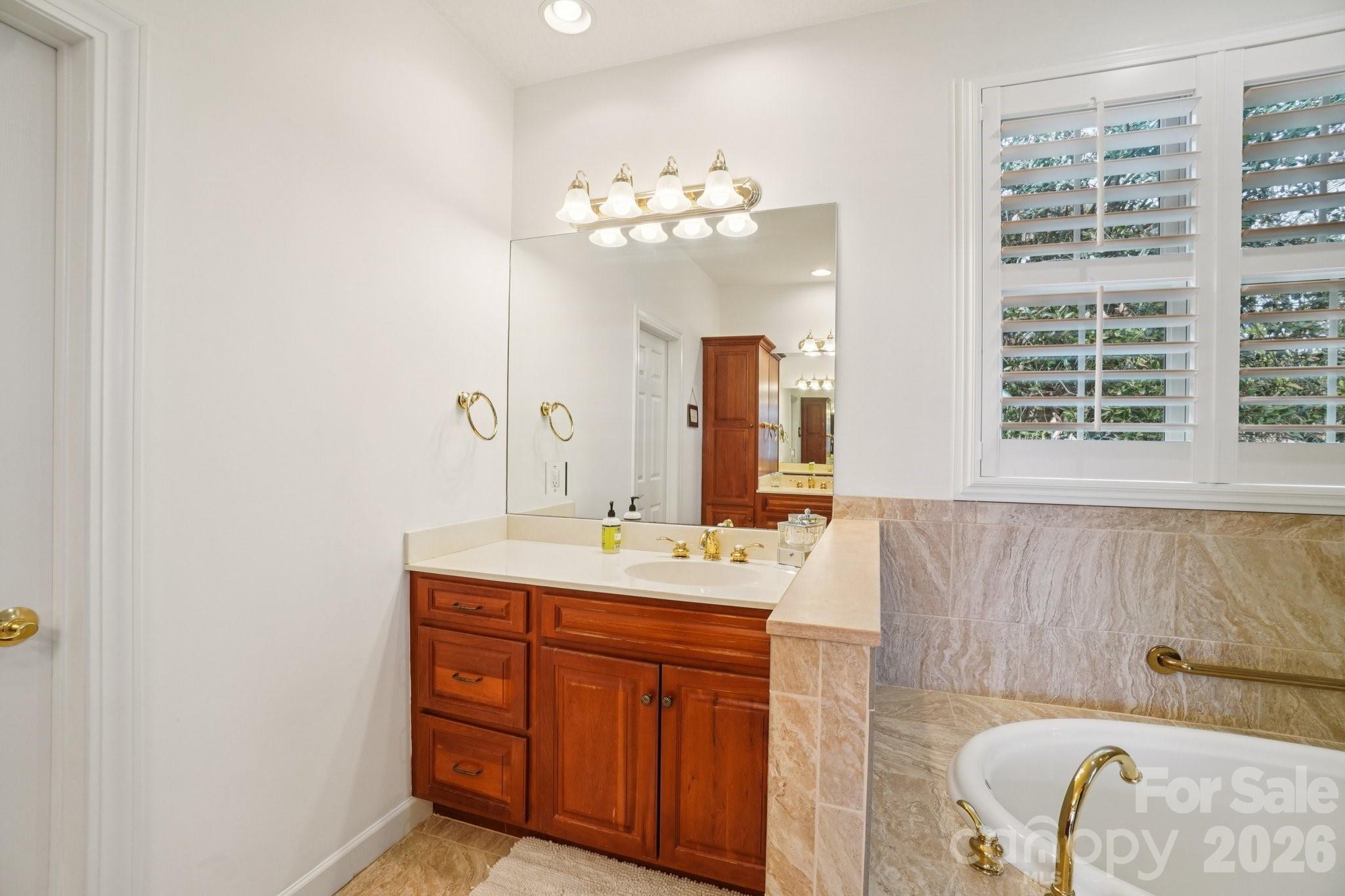 1409 Woodsong Drive Property Photo 17